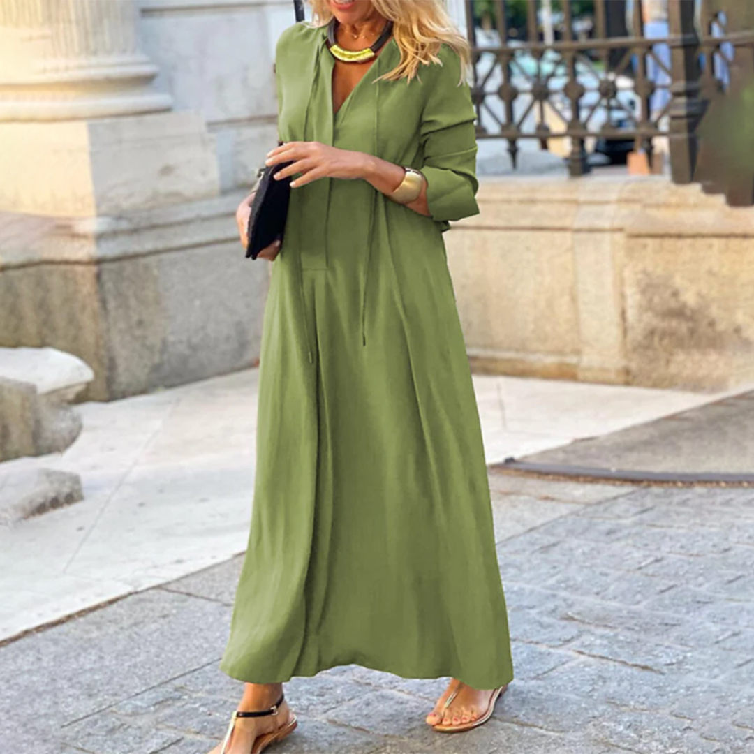 Stylish Summer Maxi Dress with V-Neck and Elbow-Length Sleeves